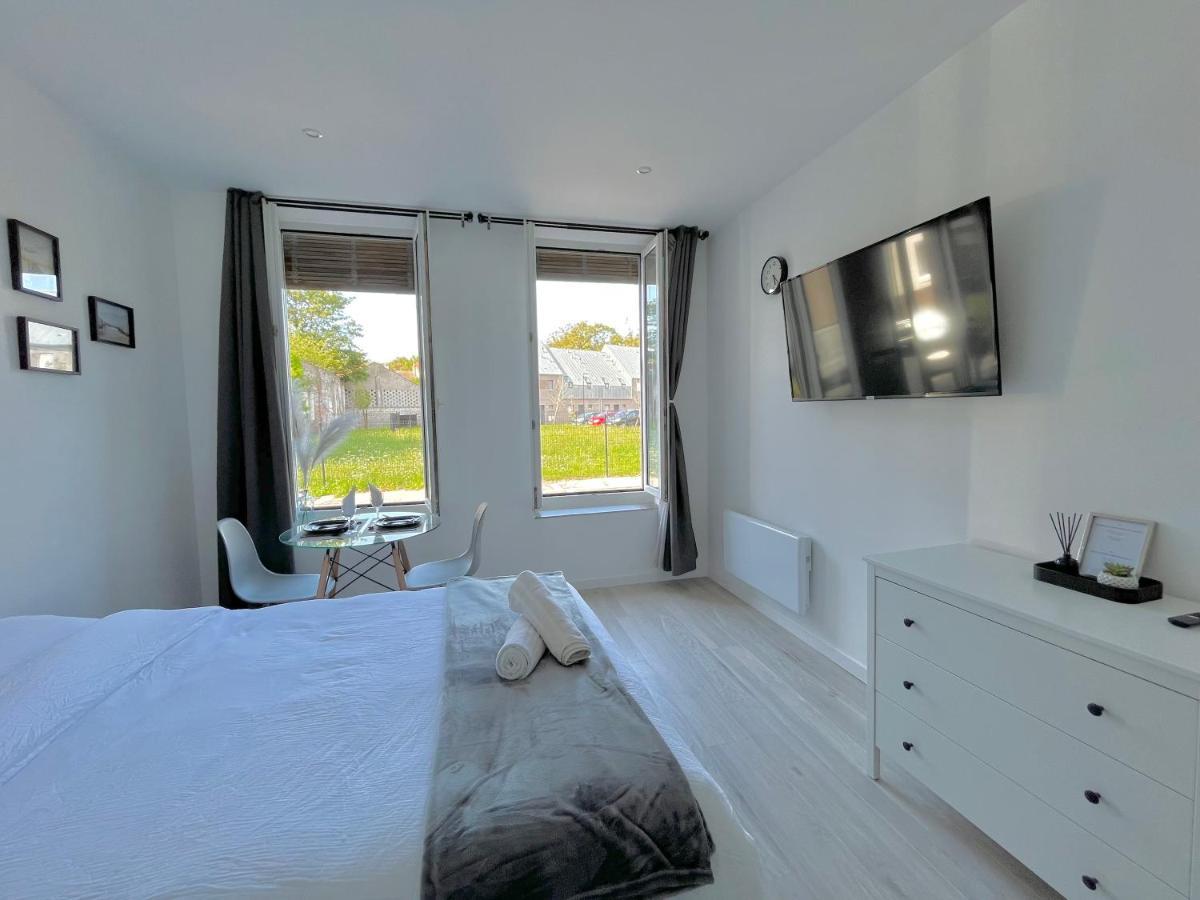 Onyx D'Opale Apartment Calais Bagian luar foto