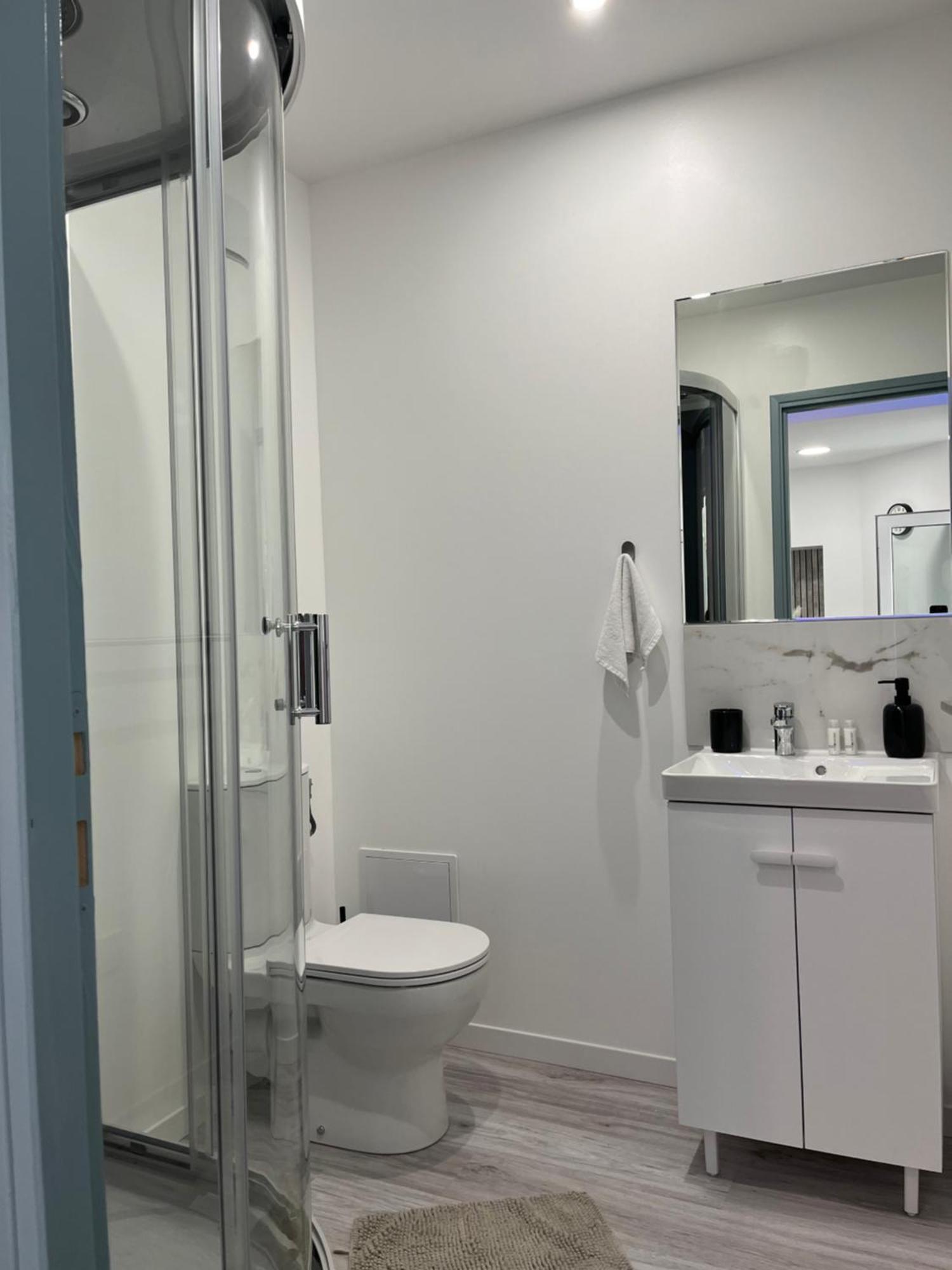 Onyx D'Opale Apartment Calais Bagian luar foto