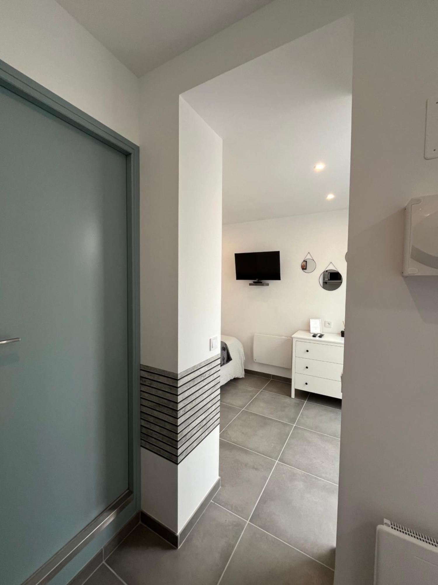 Onyx D'Opale Apartment Calais Bagian luar foto